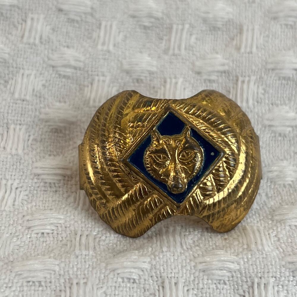 Vintage Boy Scout BSA Cub Scout Wolf Rank Neckerchief Slide - Metal Knot